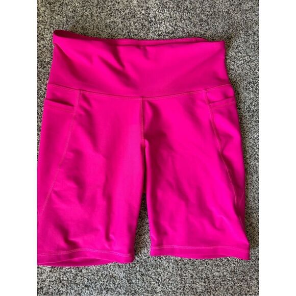 ❤️Old Navy Active Women’s Bike Shorts - Picture 1 of 3